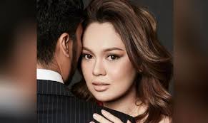 Nik zaris nelydia senrose nik sen nama komersial: Nelydia Senrose Nikah Esok