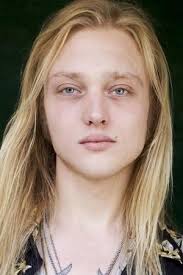 Wreck the Halls (2008)