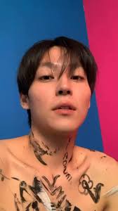 IF YOU LOVE💕ME SEND ME A FLOWER 🌹🌻 I