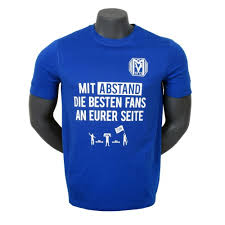 Das trikot überzeugt mit auffällig gelber hauptfarbe. Seidabei Die Coolsten Merchandise Produkte Insights