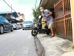 Pendek kata, jalan raya yang tidak terancang pembinaannya akan meningkatkan risiko. Kerajaan Perlu Terima Hakikat Keadaan Jalanraya Boleh Jadi Punca Kemalangan Careta