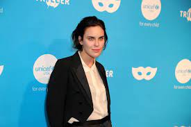 Tallulah willis pictures, articles, and news. Why Tallulah Willis Re Shared A Triggering Selfie With Fans
