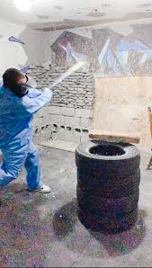 Brazilians now have a place to vent their anger and fury in the newly opened rage room. inside a warehouse on the outskirts of sao paulo, people are able to swing giant hammers at old televisions. Fun Date Night Idea Rage Room Simply Otte