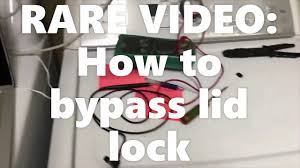 To the washer & remove the top panel. Amana Washer Reset How To Reset An Amana Washer Lid Lock Youtube