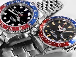 Greenwich mean time (gmt), time zone and precursor to utc as world time standard. Rolex Gmt Master Vs Gmt Master Ii The Watch Club By Swisswatchexpo