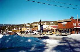 Grand lake is the largest natural body of water in colorado and the highest yacht anchorage in the world. Grand Lake Colorado Wikipedia