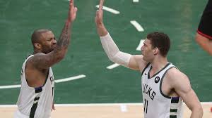 Phoenix suns джей краудер деандре эйтон девин букер крис пол микэл бриджес кэмерон джонсон кэмерон пэйн торри крэйг milwaukee bucks крис миддлтон яннис адетокумбо дрю холидэй пи джей такер брук лопес пэт коннотон бобби портис джефф тиг. 3s5fge Fyl6sfm