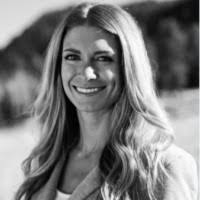 100+ "Danielle Pe&" profiles