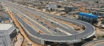 Also, the oshodi train station will integrate with the oshodi bus terminal and provision for adequate park and ride services and commercial spaces, he said. Oshodi Bus Terminal Commission Ambode Receives Mixed Reactions For Inviting Buhari Aljazirahnews