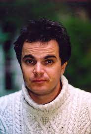 Alexandre jardin was born on april 14, 1965 in paris, france. Depouiller Le Vieil Homme Des Gens Tres Bien D Alexandre Jardin Ex Libris