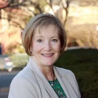 I had the pleasure of listening to Ellen Dunagan last fall when she spoke  to me and my fellow cohorts in the SHRM Mentor HR program.