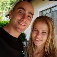 Elizabeth Breen's Instagram, Twitter & Facebook