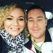 Amber Hefner's Instagram, Twitter & Facebook