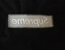 Supreme fall/winter 2018 offering features this colorway along with eight other color variations. Supreme Black Box Logo Crewneck Legit Check Supreme And Everybody