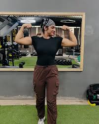 Uma Ahuja (@fit_uma) • Instagram photos and videos