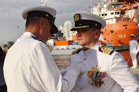 Una disputa por la autopsia del capitán de fragata de la armada rafael acosta arévalo, muerto bajo custodia de agentes. Nuevo Comandante De La Flotilla De Submarinos De La Armada De Colombia Noticias Defensa Defensa Com Colombia