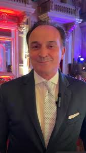 Le luci blu delle Nitto ATP Finals illuminano Torino e il Piemonte.  Un'energia magica per un'atmosfera unica 🎾🏆