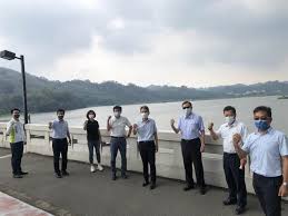 一家设在加勒比的公司调查了利用火山能量作为地热能源的可能性。 # 年 # 月,加勒比电力有限公司开始同蒙特塞拉特政府谈判,准备以目前一半的成本供应电力。 Owyn4sts1zgmkm