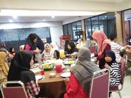 After the presentation, there was a q & a session. Lunch Hari Ini Dr Smk Bukit Guntong Bb Seafood Garden Facebook