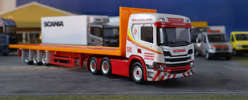 Vrachtwagen onderdelen, scania, kopen en verkopen tegen een aantrekkelijke prijs op marktplaats. Scania Demo Oranje Metallic Piet S Modelcar Palace Part Ii
