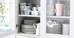 Inspiration Fur Deinen Lieblingsraum Haus Projekte Vitrine Weiss Und Kuchen Utensilien