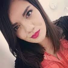 Elizabeth Otanez's Instagram, Twitter & Facebook