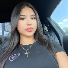 Was Daphne in season 3 of Bridgerton?