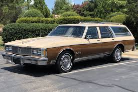 no reserve 1989 oldsmobile custom cruiser for sale on bat auctions sold for 12 750 on august 22 2019 lot 22 176 bring a trailer 1989 oldsmobile custom cruiser for sale