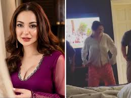 Hania Aamir viral video: Pakistani actress dances to Arijit Singhs  Chaleya; netizens call her so cute! - The Economic Times