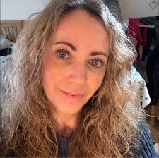 Can anyone recommend a local company for house insurance please?