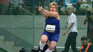 She currently holds the women's world record of. Leichtathletik Hammerwerferin Wlodarczyk Bricht Eigenen Weltrekord Augsburger Allgemeine