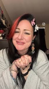 Tammy Kauffman's Instagram, Twitter & Facebook