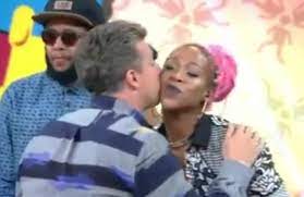 Gui On Twitter Nunca Falha Luciano Huck Tem Foto Com A Karol Conka