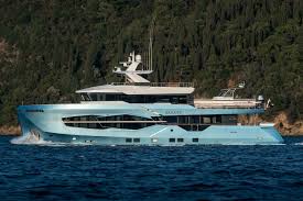 We reviewed the top 10 best jon boats for your convenience. From Giga Yachts To Custom Projects And Green Concepts Explore The Top Superyacht Shipyards And Best Yacht Brands American Italian French Dutch And