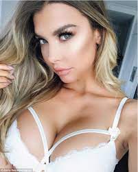 Emily Sears poses in a cleavage enhancing bra on Instagram | Daily Mail  Online
