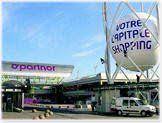 Toutes les informations pratiques : O Parinor A Large Shopping Center In Northern Paris