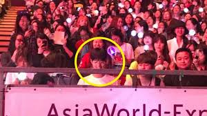 Now he is my new bias from kdrama. Throwback Park Bo Gum Bts Concert Hong Kong Youtube