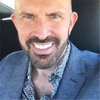 Janice Dearman's Instagram, Twitter & Facebook