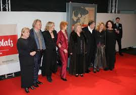 We don't have a biography for cecile nordegg. Buchrieser Franz Fotos Imago