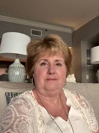 Sharon Rakestraw's Instagram, Twitter & Facebook