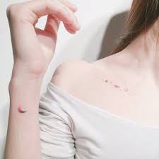 Toplist sẽ cung cấp cho bạn những địa chỉ xăm hình mini cho. Ghim Cá»§a Bi Quyáº¿t Con Gai Tren Tt Mini Tattoos XÄƒm Hinh XÄƒm Ä'áº¹p
