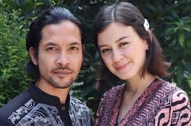 Tak Masalah Anak-anaknya Naik Angkot, Edward Akbar Kukuh Tak Mau Bagi Mobil  dengan Kimberly Ryder