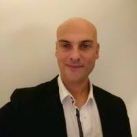 100+ perfiles de «Bialek»