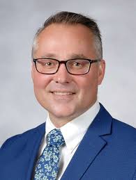 3 nonprofits announce departure of shared chief executive officer