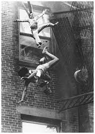 Morabito won the 1968 pulitzer prize for spot news photography for the kiss of life. These 30 Pics Won Pulitzer Prize For Photography And Not Without A Reason Bored Panda