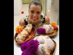 Receta De Rico Pan De Muerto Tradicion Mexicana Parte 1 De 2 Youtube Pan De Muerto Receta Pan De Muerto Pan De Muerto Relleno