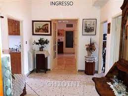 Questo appartamento si trova a montepescali, un piccolo centro appartamento in vendita a grosseto. Appartamento Grosseto Vendita 175 000 140 Mq Riscaldamento Autonomo Cambiocasa It