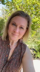 Karen Trautman's Instagram, Twitter & Facebook