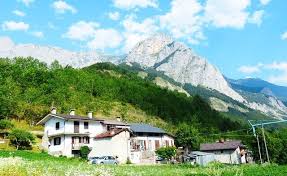 Wenn sie die natur lieben und ein haus in den bergen kaufen wollen, vertrauen sie den richtigen bauherren, wie der dallagrassa group. Haus Nahe Berge In Bayern Immobilien Berge Bayern