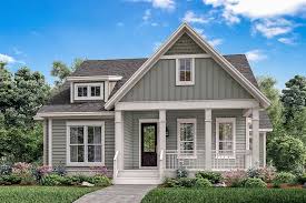After the war, people wanted to increase the usable space, they did that by bumping up, bumping out and. Small Bungalows We Love Blog Dreamhomesource Com